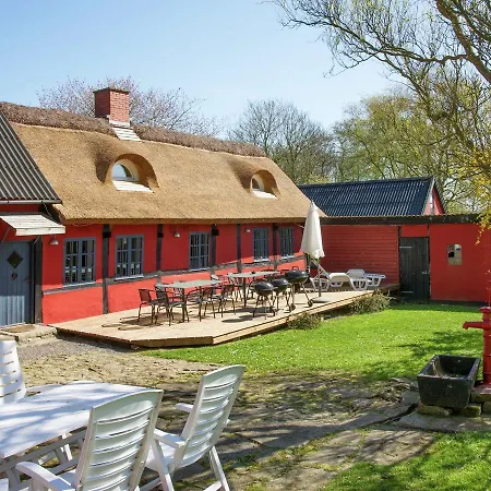 Сasa de vacaciones Three-bedroom Holiday In Nexo 31 Spidsegård